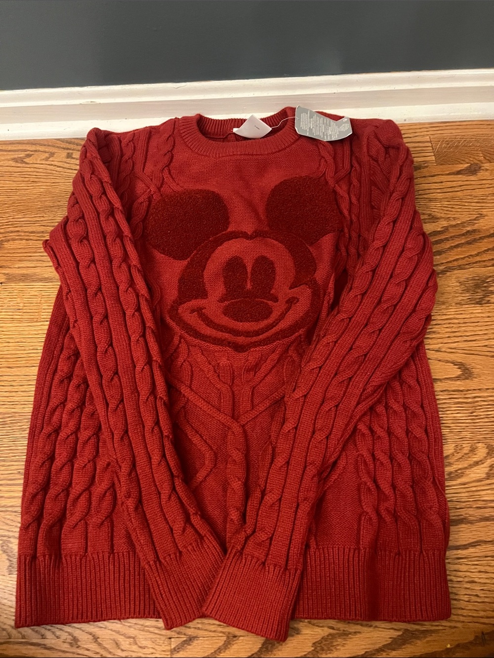 Disney Parks Mickey Mouse Cable Knit Sweater Pull Over Sweater Size L NWT